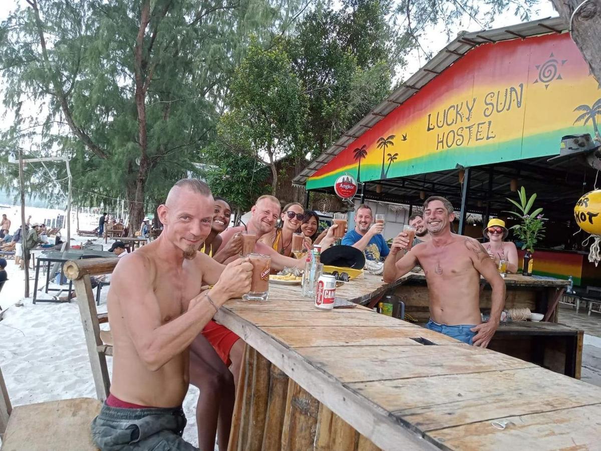Lucky Sun Saracen Bay Vandrarhem Koh Rong Sanloem Exteriör bild