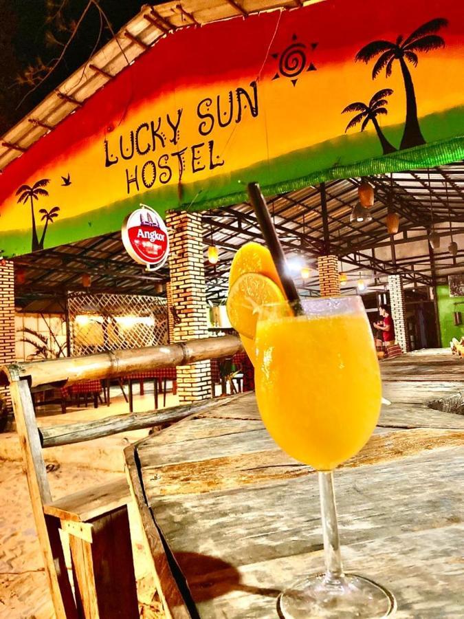 Lucky Sun Saracen Bay Vandrarhem Koh Rong Sanloem Exteriör bild